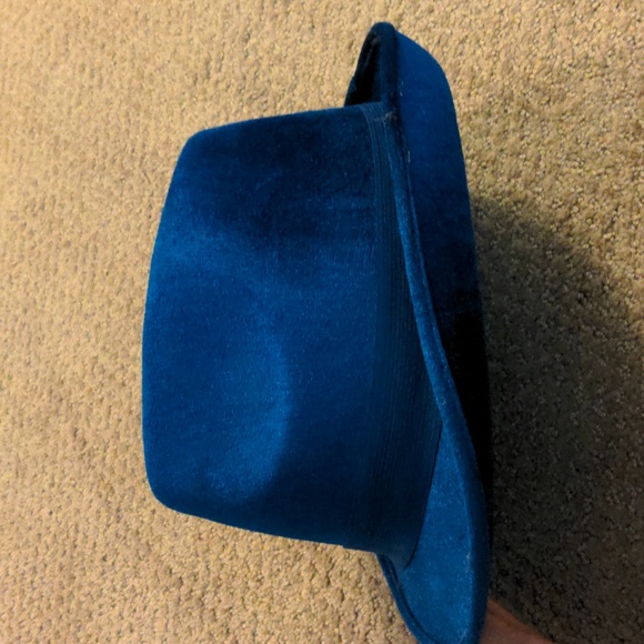 Men's Royal Blue Velvet Fedora Hat - Picture 3 of 4